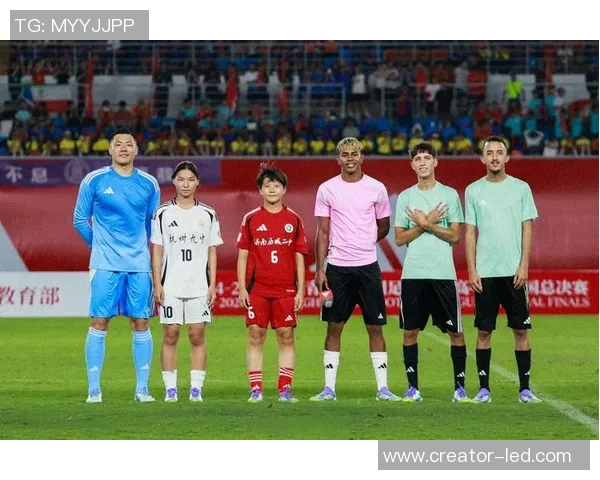 最新签约足球球星名单揭晓 各大俱乐部豪华阵容一览